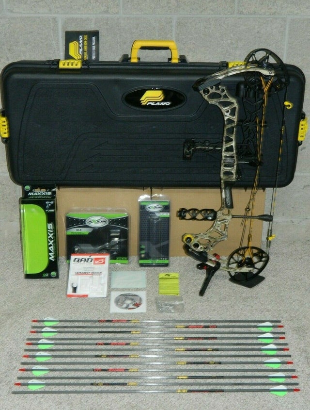 Loaded Mathews Triax Bow Package Most DL Available 60 to